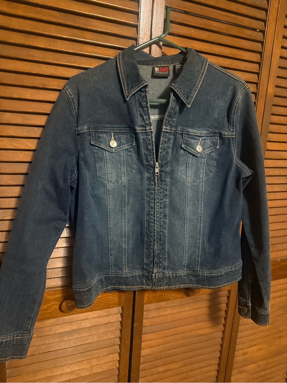 Vintage Women’s Dark Blue Denim Jacket - Zip Front